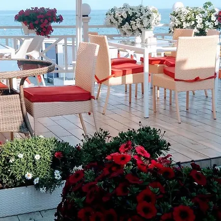 Shalanda 3* Odessa