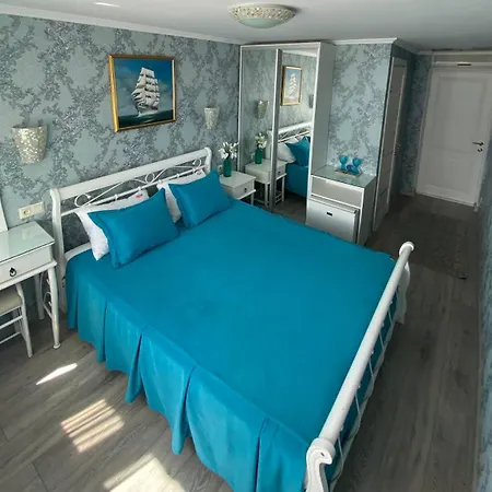 Hotel Shalanda 3*
