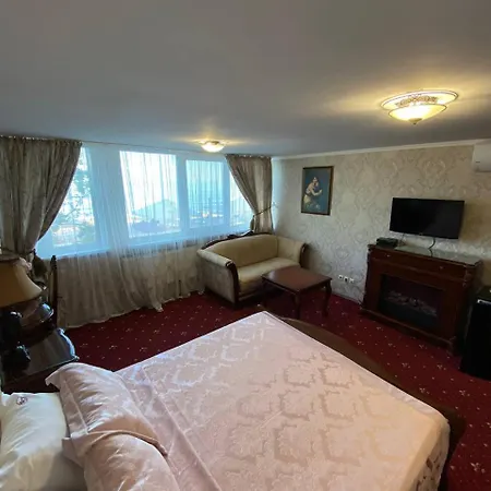 Shalanda מלון 3*