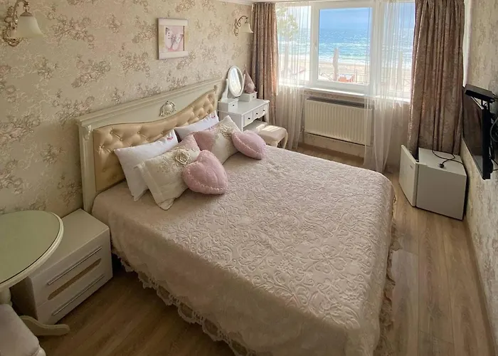 Shalanda Hotel Odessa